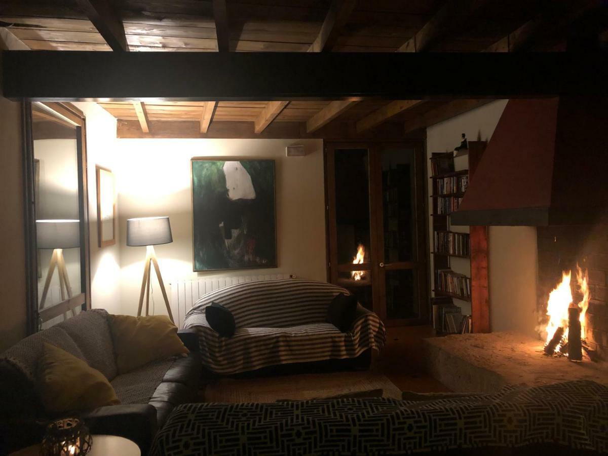 Masia Can Jou Sant Jaume de Llierca Buitenkant foto